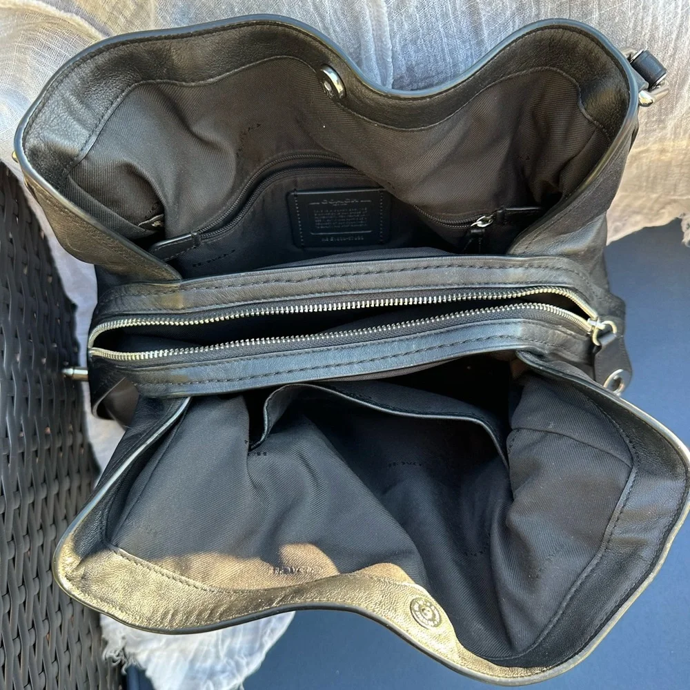 Coach Edie 28 Shoulder bag, in Signature Jacquard. - Picture 4 of 6